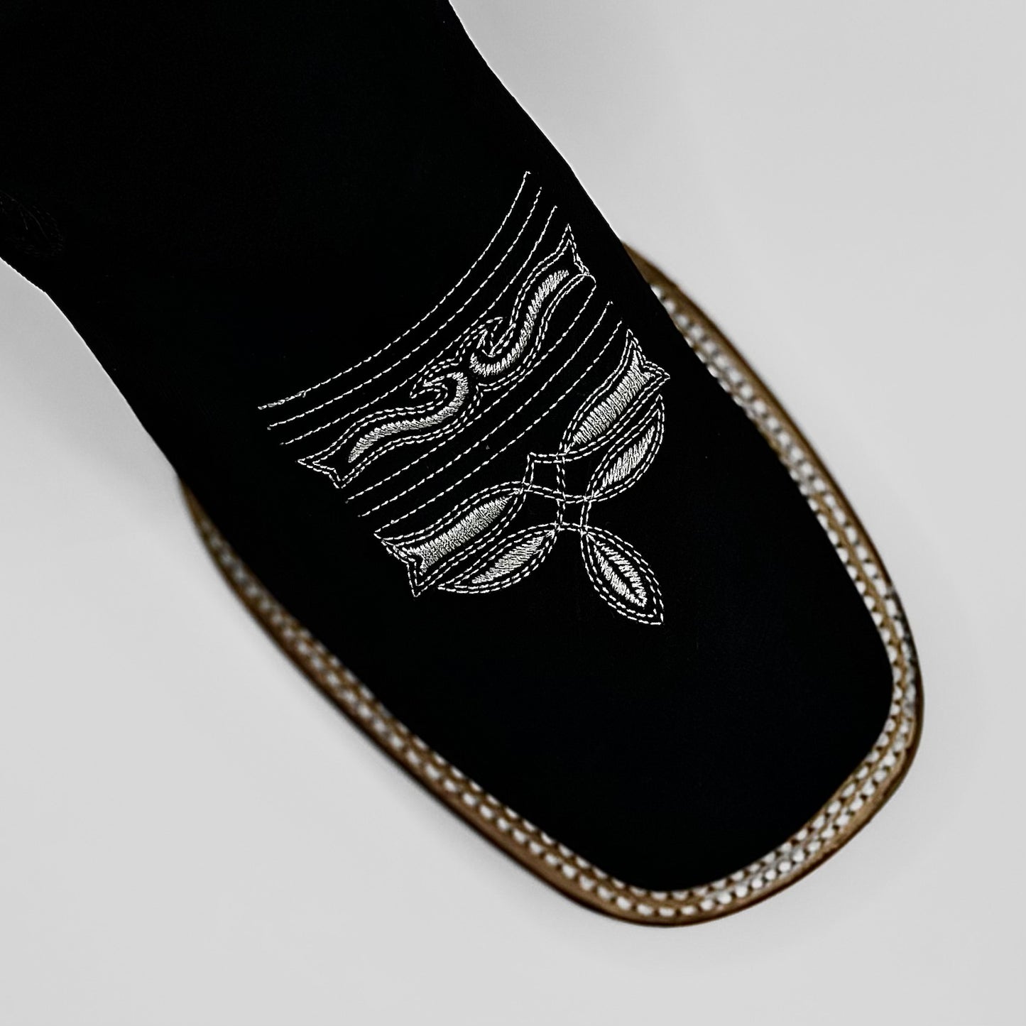 Botin Negro Gamusa Suela De Vaqueta Horma Bulldog